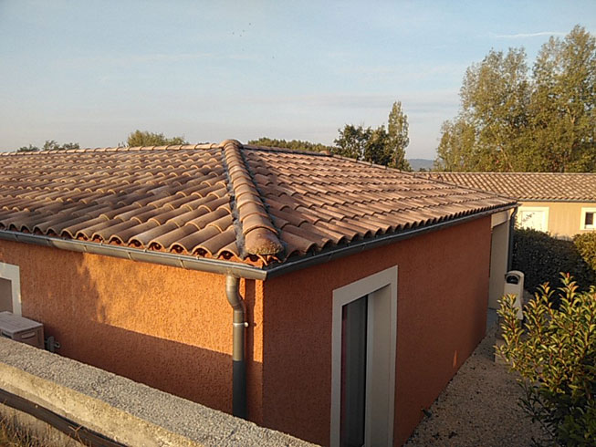 Maison a saint sauveur de cruzieres